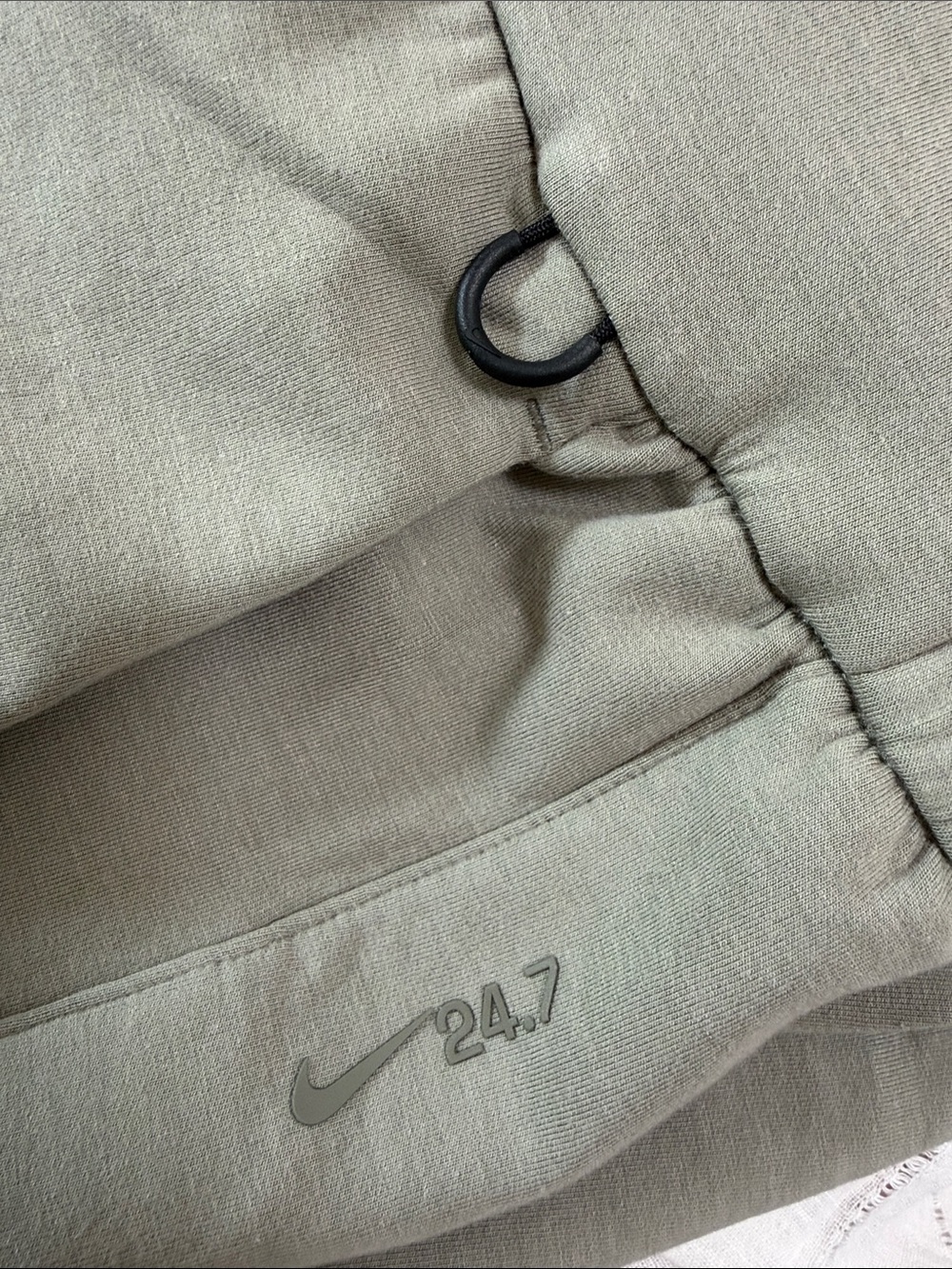 Nike Men's Olive Sage Training pants - Picture 6 of 6